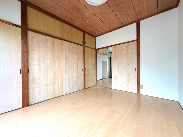 居室 日の出町ニューコーポ