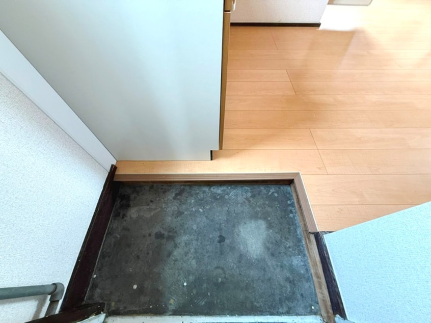 玄関 日の出町ニューコーポ
