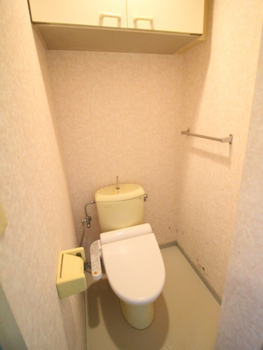トイレ 鎌倉サ－フ・コ－ト
