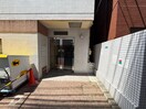 エントランス部分 ビュ－フラット稲毛