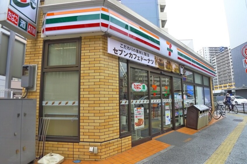 セブンイレブン(コンビニ)まで10m 千葉中央駅前ビル
