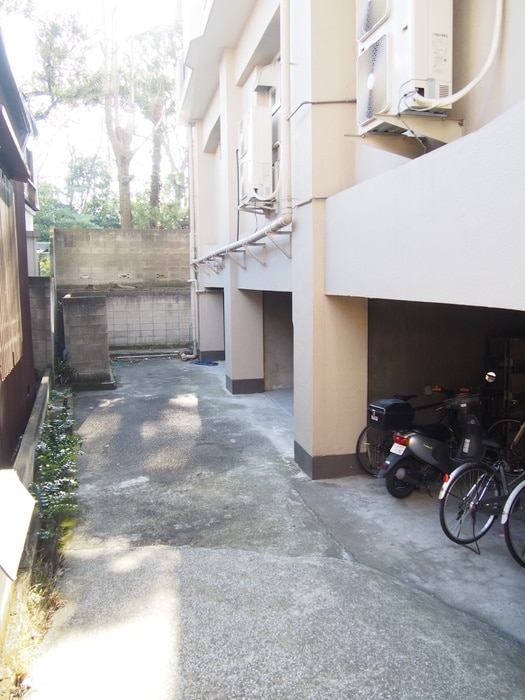 駐輪場 浜田ビル