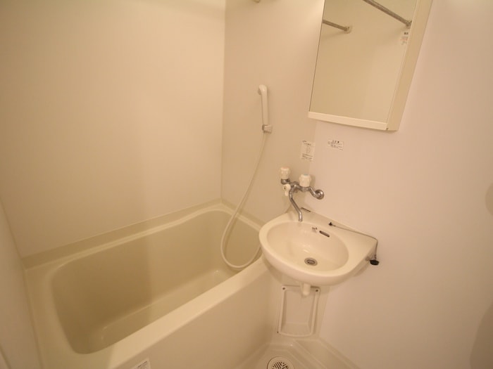 バス／シャワールーム等 サニーガーデン