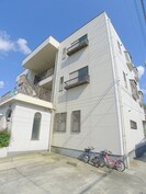 ドミール与野の外観