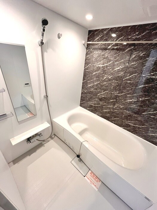 バス／シャワールーム等 ステラート