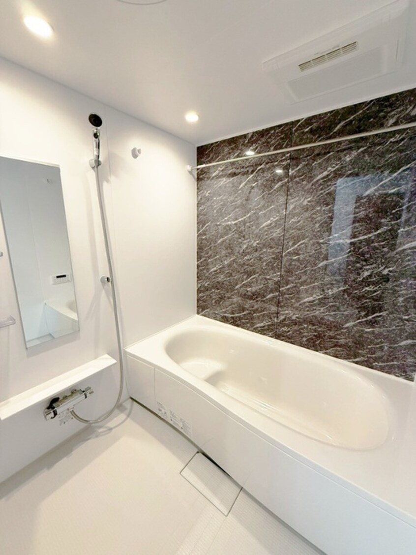 バス／シャワールーム等 ステラート