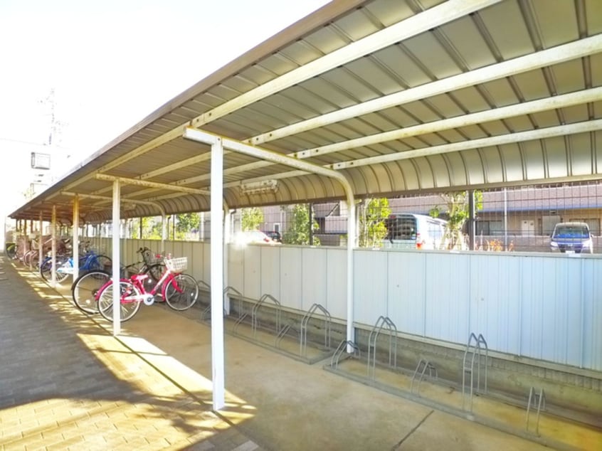 駐輪場 サニーフォレスト藤原弐番館