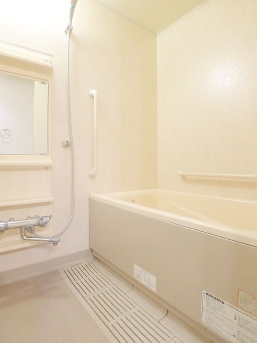 バス／シャワールーム等 サニーフォレスト藤原弐番館