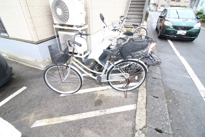 駐輪場 サンミッシェル