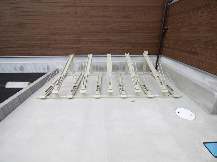 駐輪場 リブリ・ザ・ジュネス