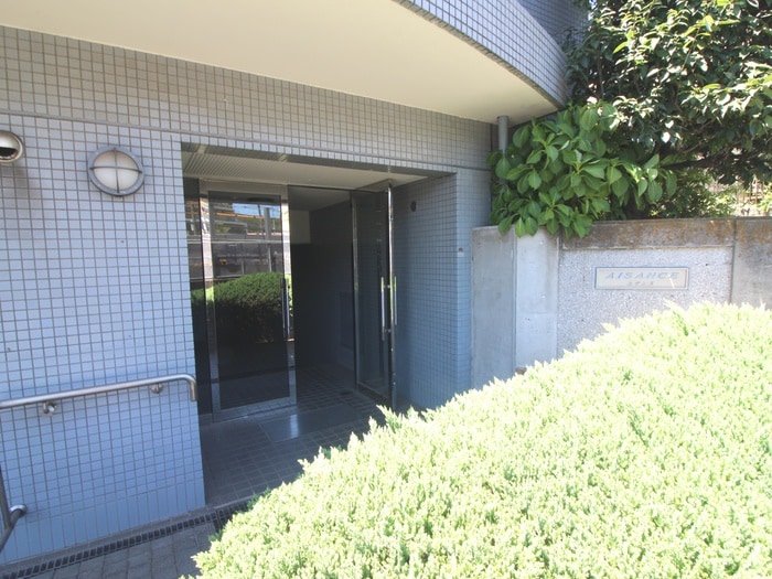 エントランス部分 エザンス