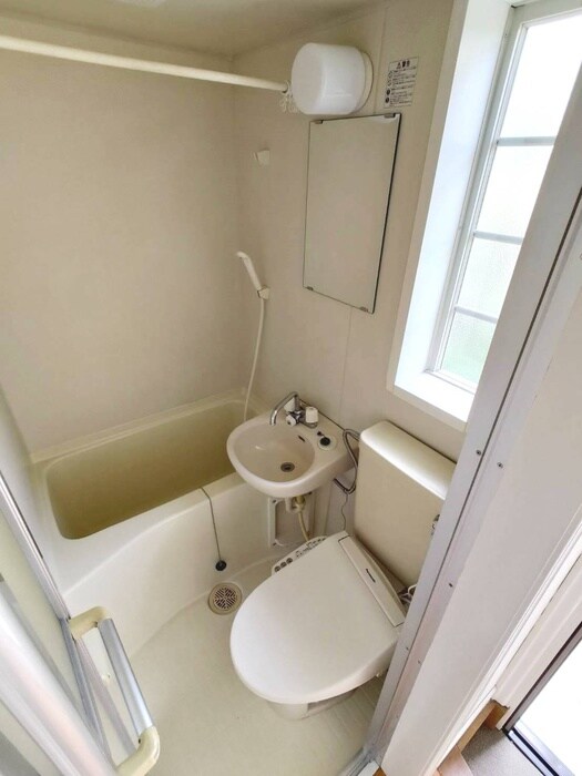 バス／シャワールーム等 石黒レジデンス