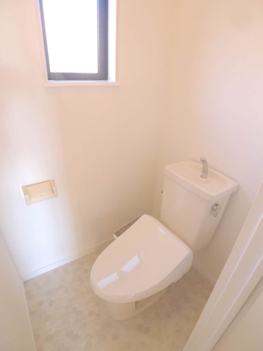 トイレ ＰＩＮＥ  ＭＡＮＳＩ０Ｎ