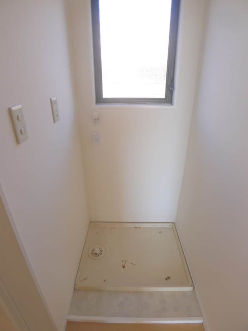 洗濯機置場 ＰＩＮＥ  ＭＡＮＳＩ０Ｎ