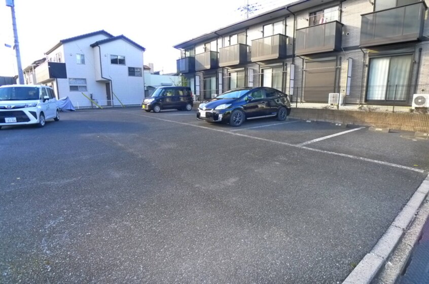 駐車場 アムール　ｅｓｔ　ｖｅｒｔ