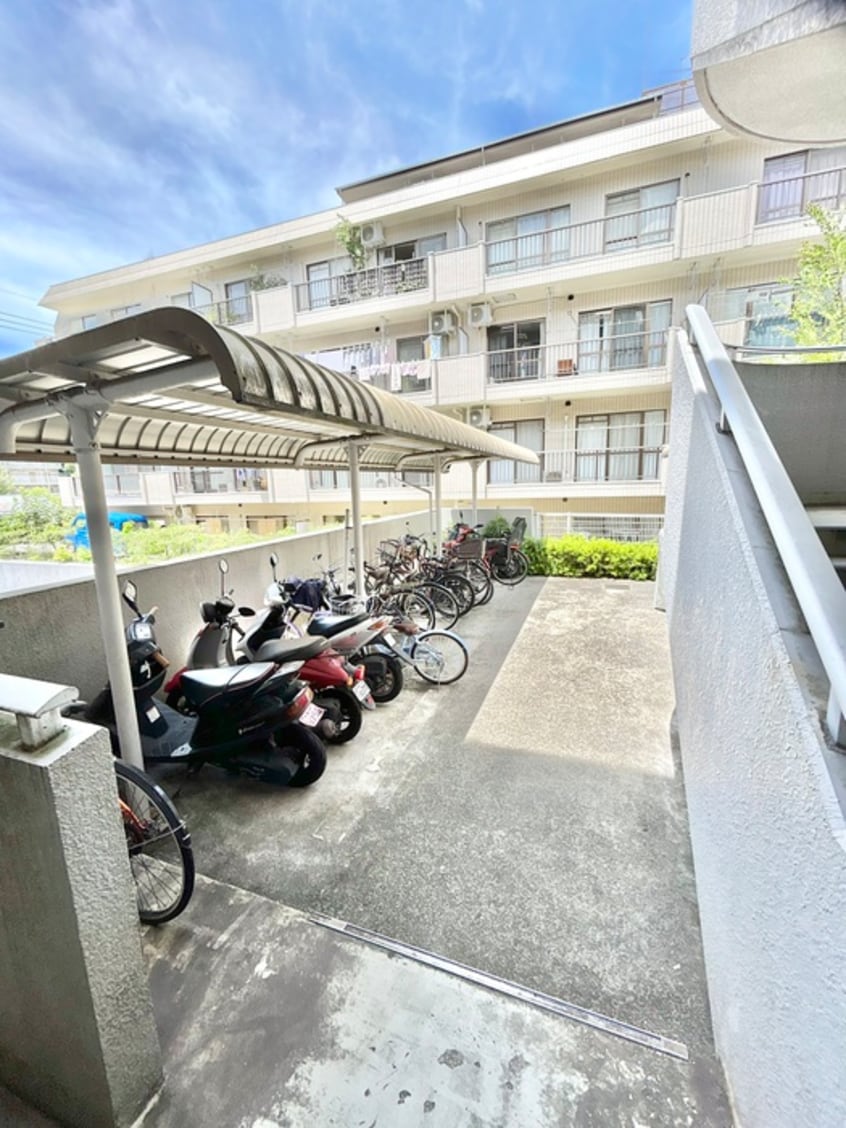 駐輪場 ハウスアメニティ