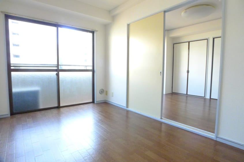 居室 ＣＨＥＲＲＹ　ＰＡＲＡＣＥ