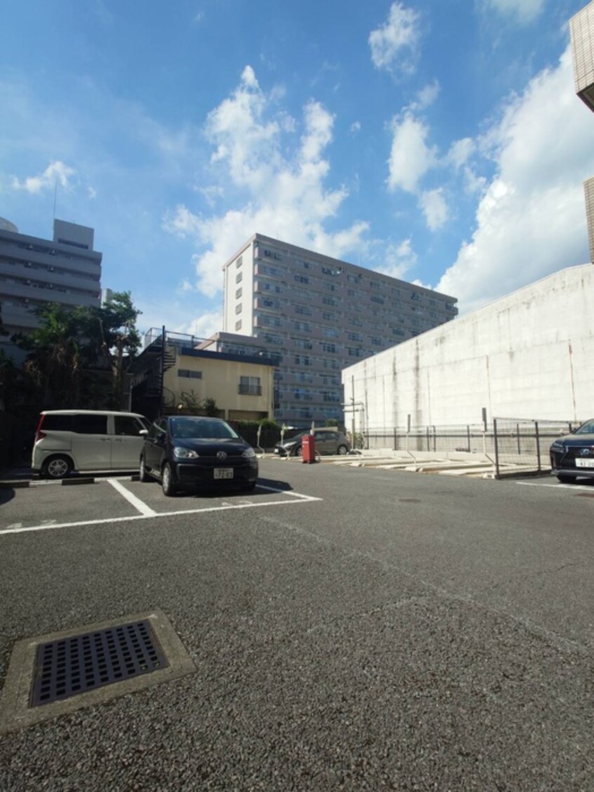 駐車場 シュティ－レ　マツバラ