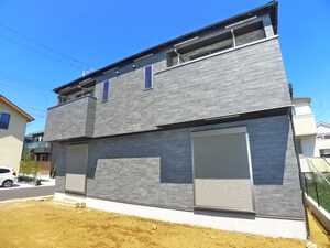 テラスベリーズコート