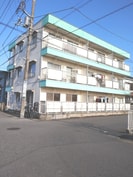 グリーンメイツ越谷の外観