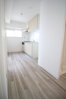 キッチン ハイツ東鶴見（210）