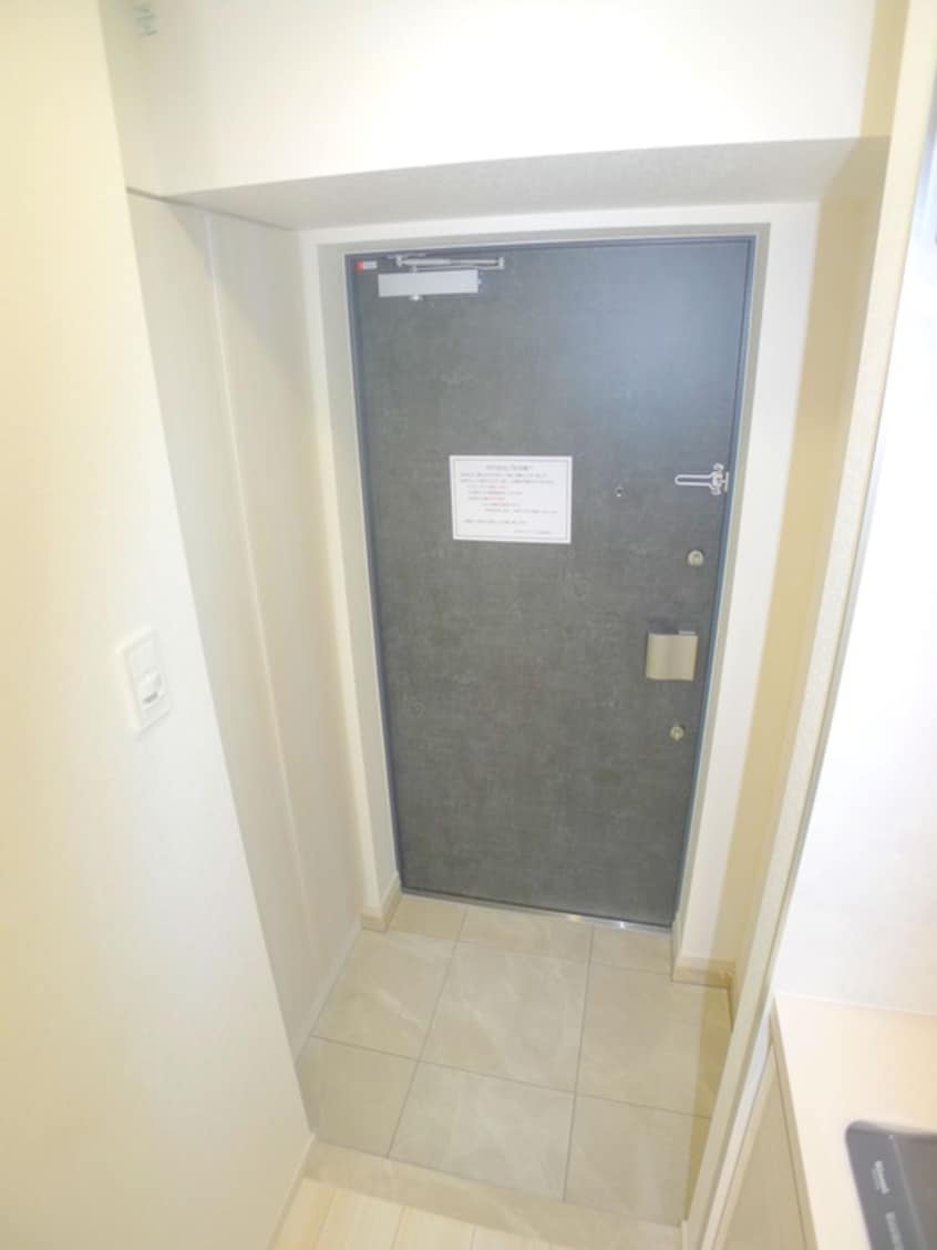 玄関 GRANPASEO金町