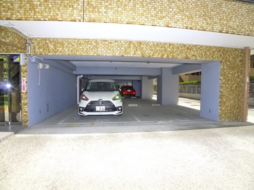 駐車場 ファミ－ル西葛西