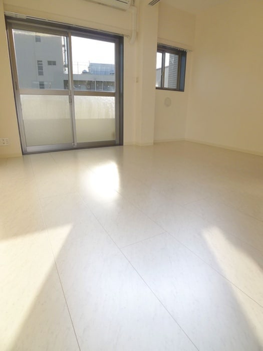 室内からの展望 アン・ボルヌ