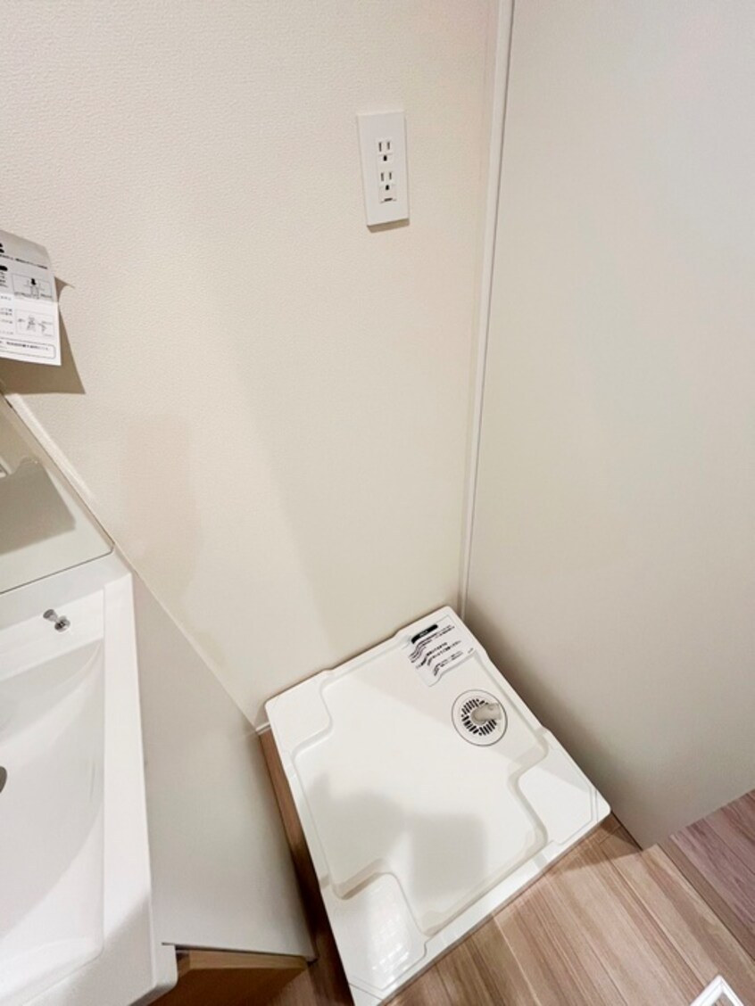 洗濯機置場 Ｒｈｏｄａｎｔｈｅ