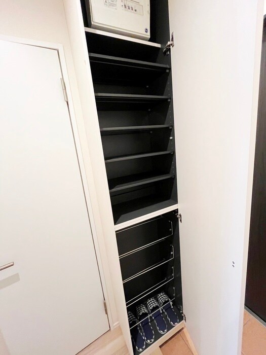 靴箱 Ｒｈｏｄａｎｔｈｅ