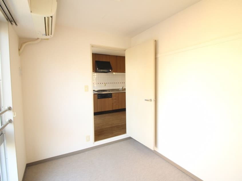 居室 グランシャリオ国立