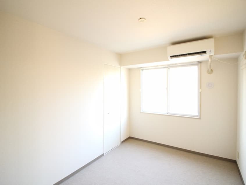 居室 グランシャリオ国立