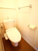 トイレ パステル六軒町Ｂ