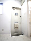 玄関 パステル六軒町Ｂ