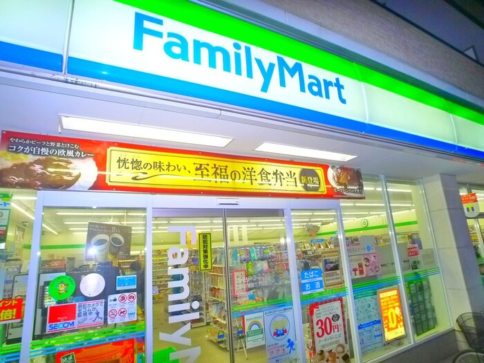 ファミリーマート(コンビニ)まで50m イデア新小岩