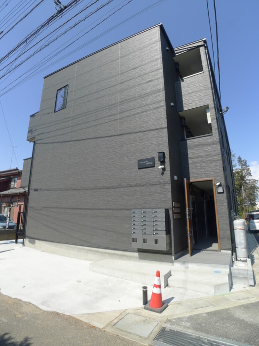 外観写真 first　capital　RIDAI