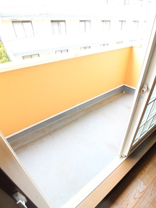 ベランダ・バルコニー ｶｰｻ･ｲﾉｳｴ･ﾃﾙｯﾂｵ