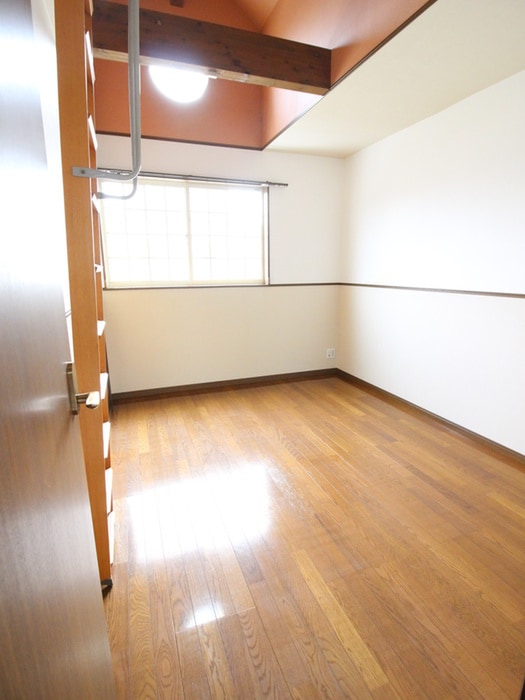 居室 ｶｰｻ･ｲﾉｳｴ･ﾃﾙｯﾂｵ