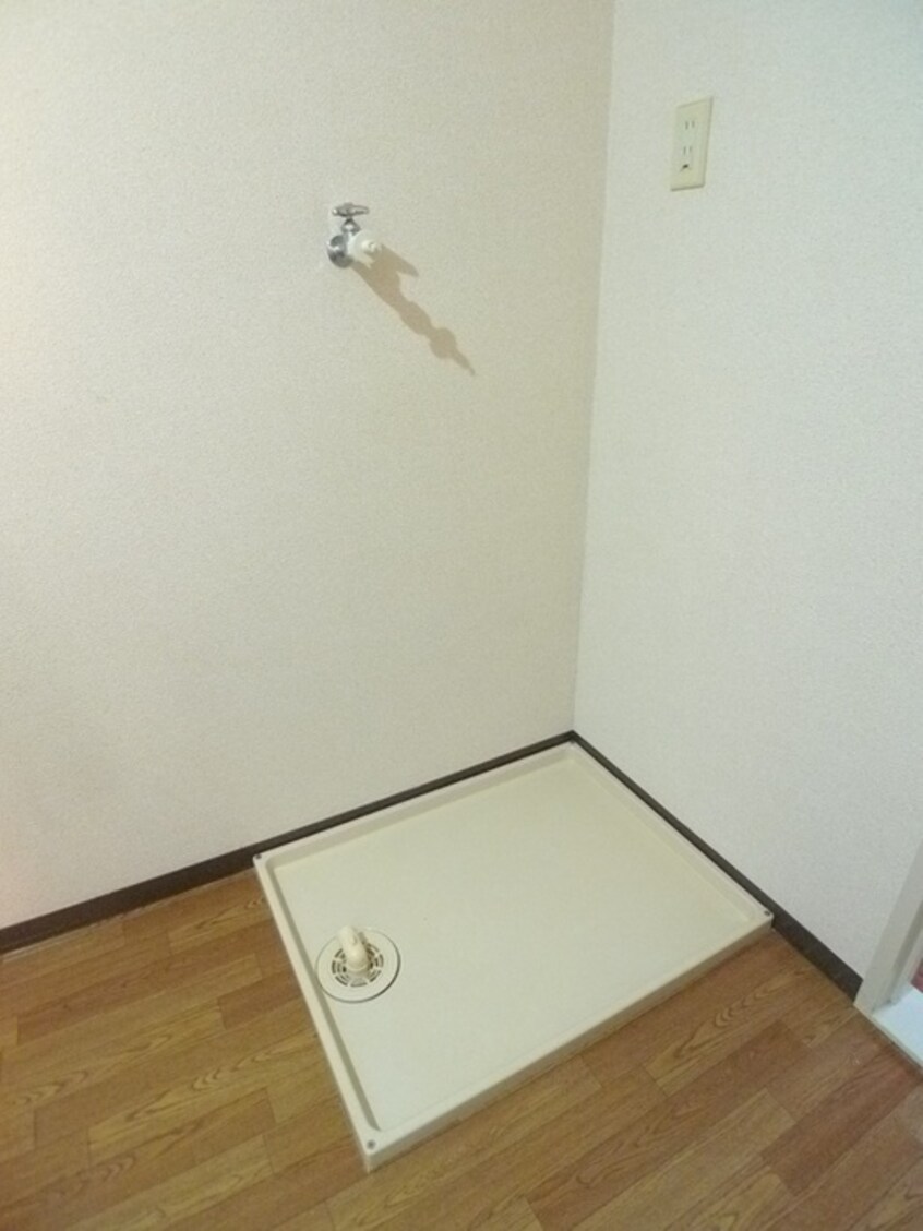 洗濯機置場 メゾンド―ル  ２