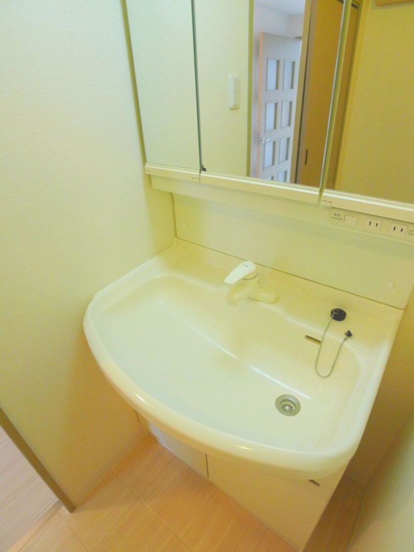 洗面 ア－クフィ－ルズ市川