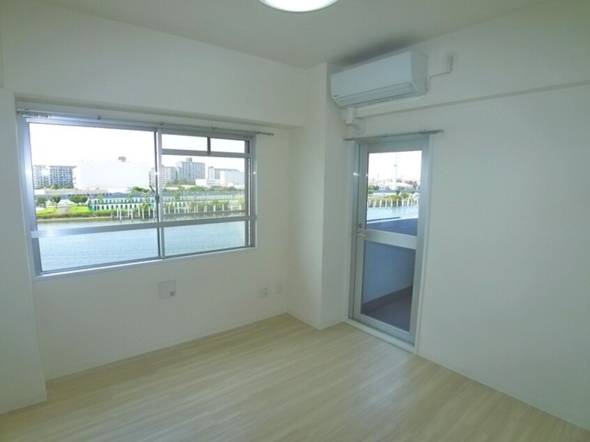 居室 ア－クフィ－ルズ市川