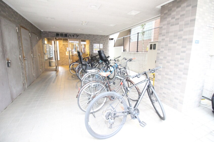 駐輪場 黒田屋ハイツ