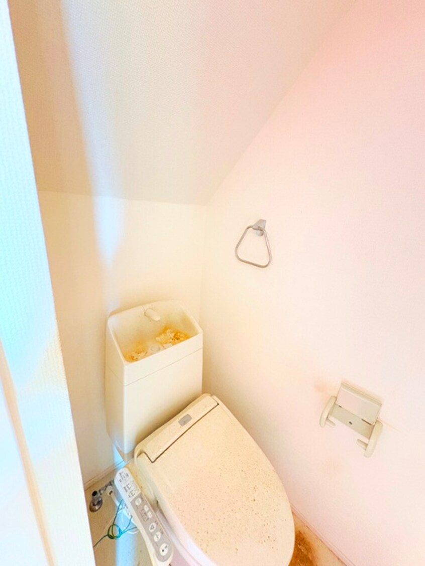 トイレ ｻｰｸﾙﾊｳｽ谷在家