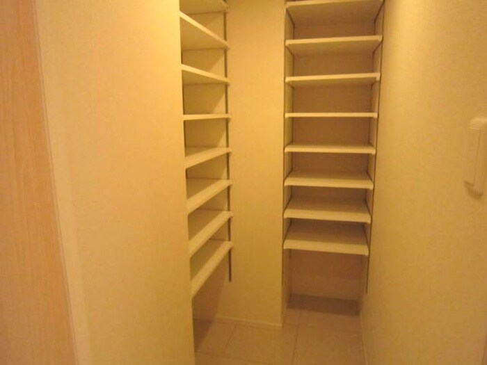 靴箱 ﾊﾟｰｸｱｸｼｽ滝野川ﾗ ﾌﾞﾘｰｽﾞ