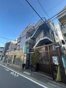 シ－ダ－ズ・フォレストの外観