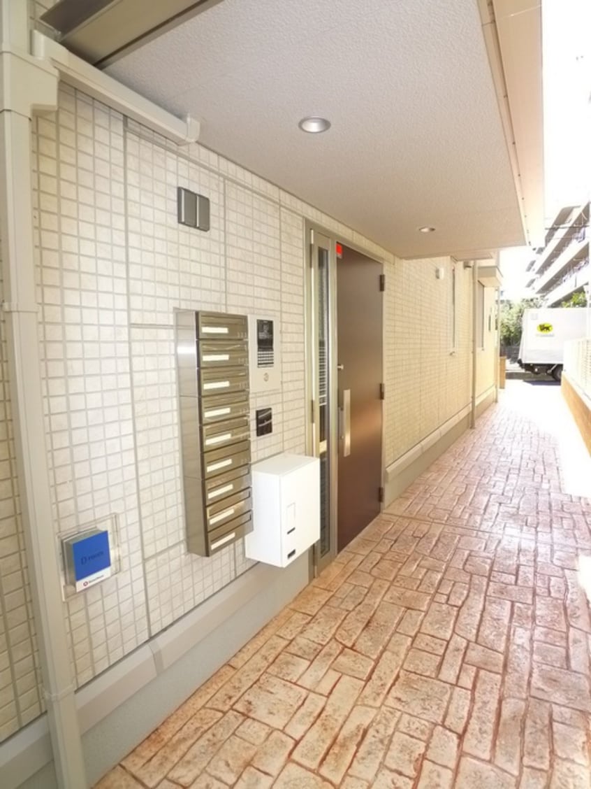 エントランス部分 プレステージ志がらきE