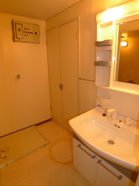 洗濯機置場 ガ－デンハウス所沢