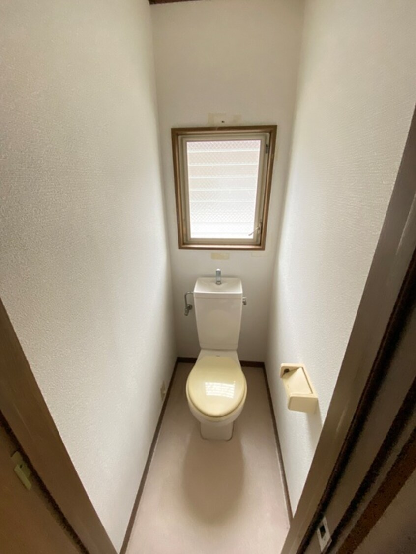 トイレ ＣＡＳＡ　ＩＮＯＵＥ　ＵＮＯ