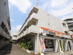 ラ・ファイナマンション(101)