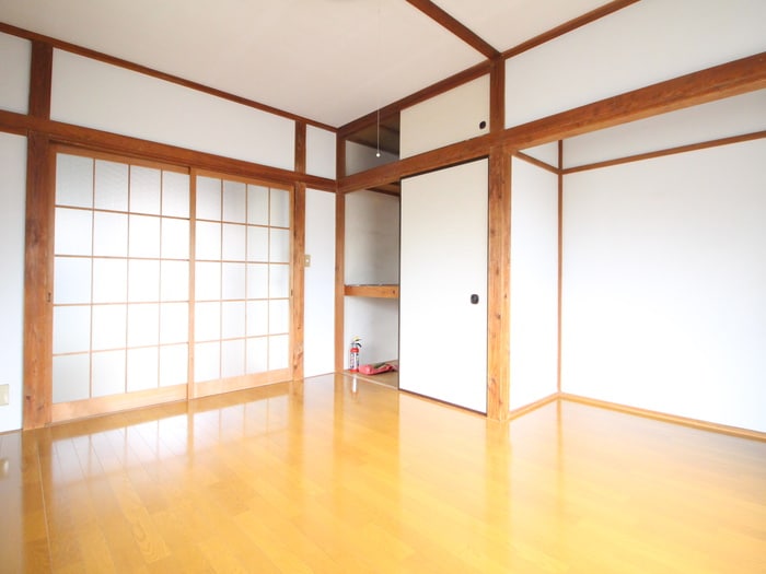 居室 コ－ポサクラ